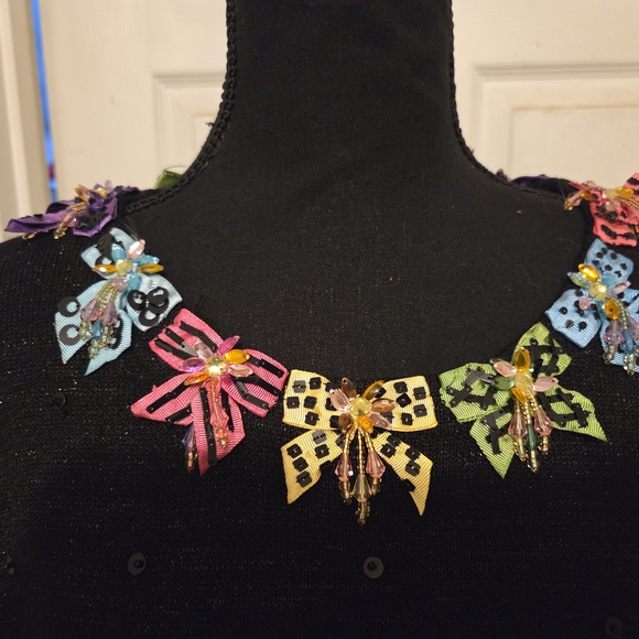 VINTAGE- Design Options Sweater - Picture 3 of 11